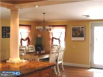 532 Holmes Road Morton, PA 19070 - Photo 9 of 12 Great Room
