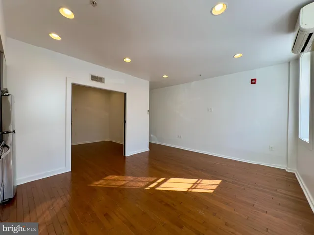 $1,199 | 613 Portland Street, Unit 5, Baltimore, MD 21230