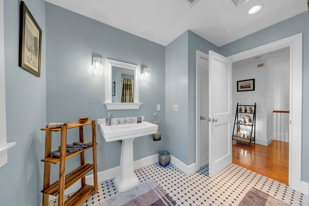 18 Stonebridge Road Groveland, MA 01834 - Photo 30 of 42