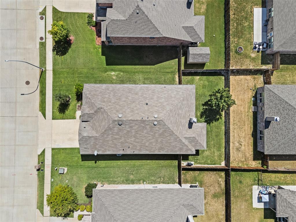537 Running Water Trail Fort Worth, TX 76131 - Photo 28 of 31 an aerial view of a house with a garden