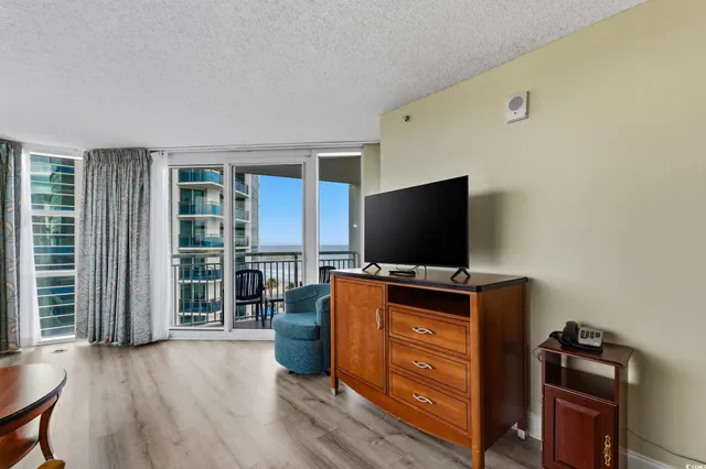$399,900 | 201 South Ocean Boulevard, Unit 604, Myrtle Beach, SC 29577