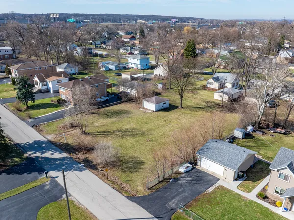 $89,000 | 7740-7744 Banks Street, Justice, IL 60458