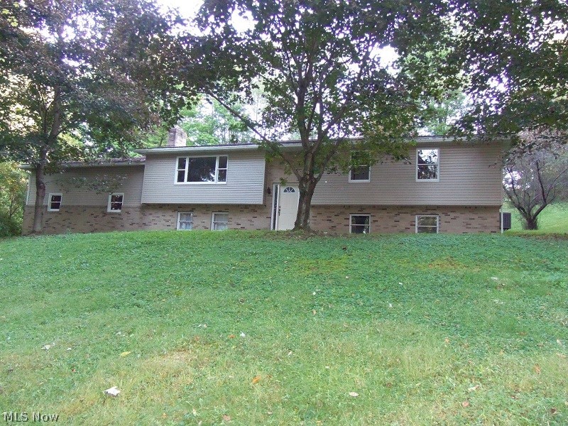 25079 Quaker Church Road East Rochester, OH 44625 - Photo 1 of 20 Gallery Image 1