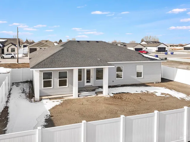 $370,000 | 2018 Regan Street, Jerome, ID 83338