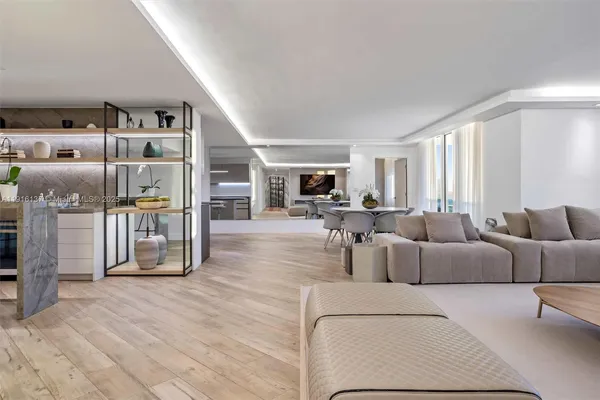 $29,000 | 2301 Collins Avenue, Unit 1432, Miami Beach, FL 33139