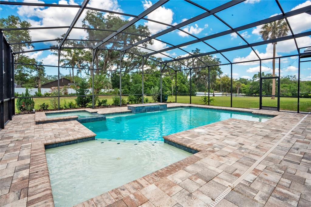 5785 Gilliam Road Orlando, FL 32818 - Photo 55 of 100 a view of a backyard