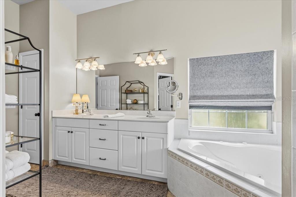 20744 Northwest 252nd Street High Springs, FL 32643 - Photo 35 of 79