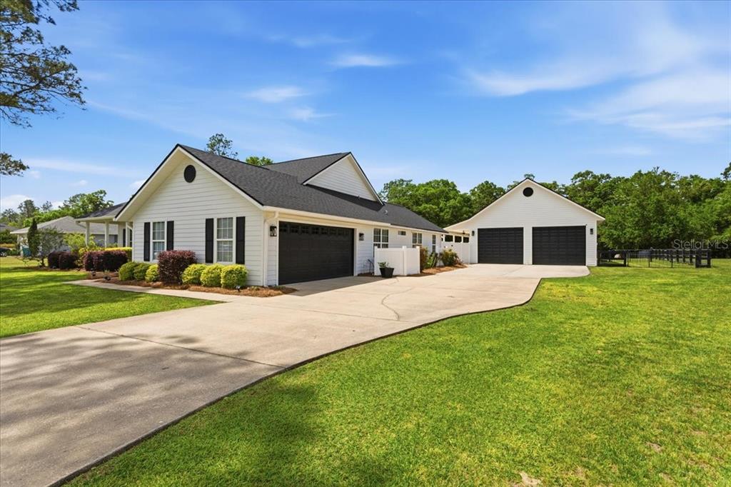 20744 Northwest 252nd Street High Springs, FL 32643 - Photo 5 of 79