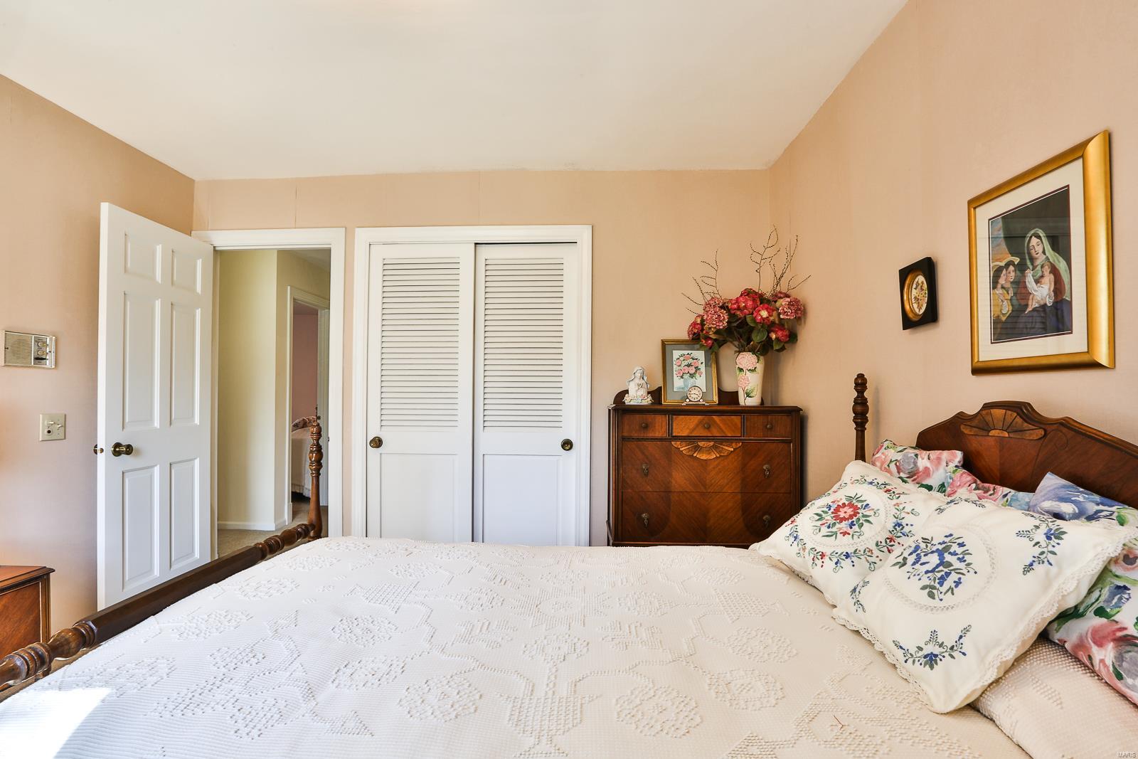 15975 Trowbridge Road Chesterfield, MO 63017 - Photo 20 of 38 Gallery Image 20
