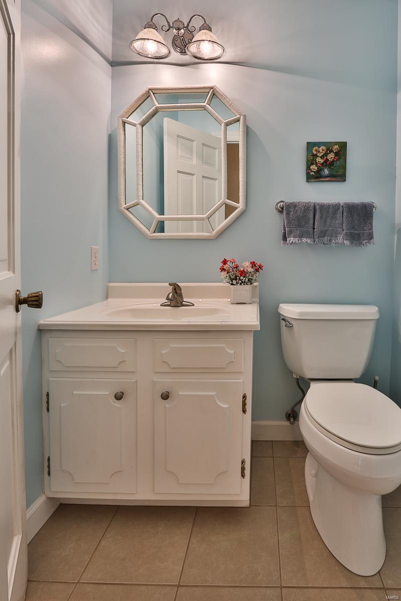 15975 Trowbridge Road Chesterfield, MO 63017 - Photo 25 of 38 Gallery Image 25