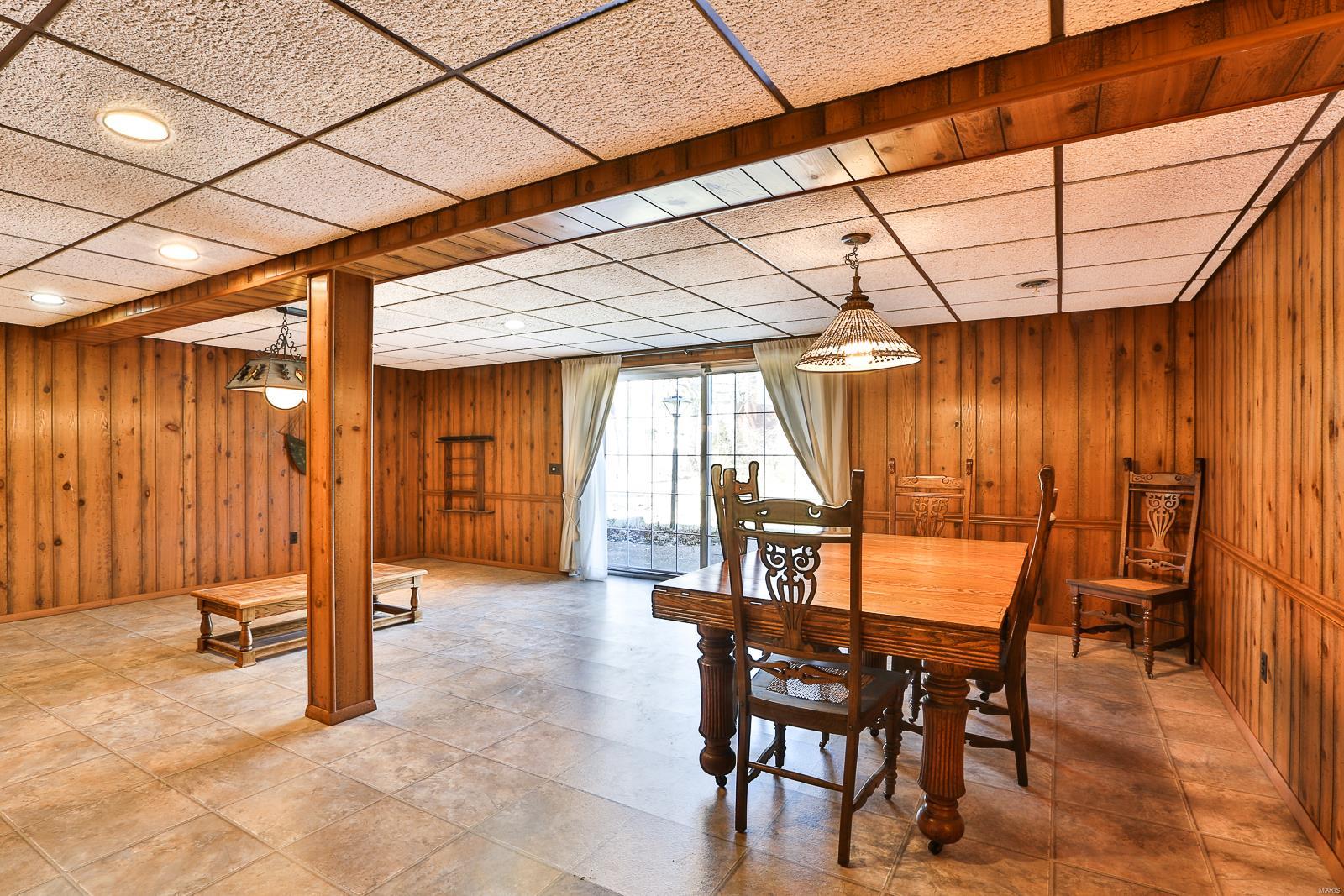 15975 Trowbridge Road Chesterfield, MO 63017 - Photo 28 of 38 Gallery Image 28