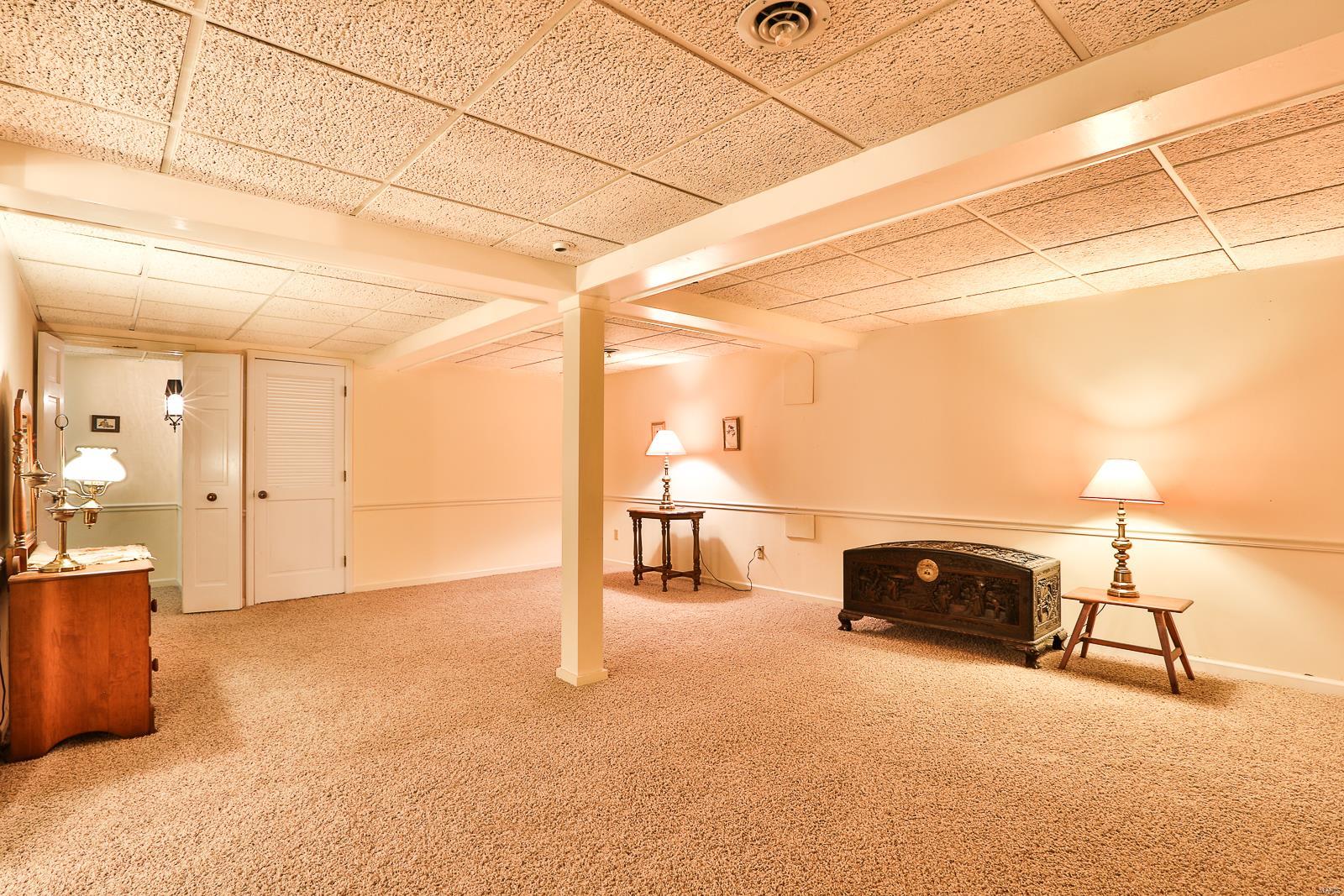 15975 Trowbridge Road Chesterfield, MO 63017 - Photo 31 of 38 Gallery Image 31