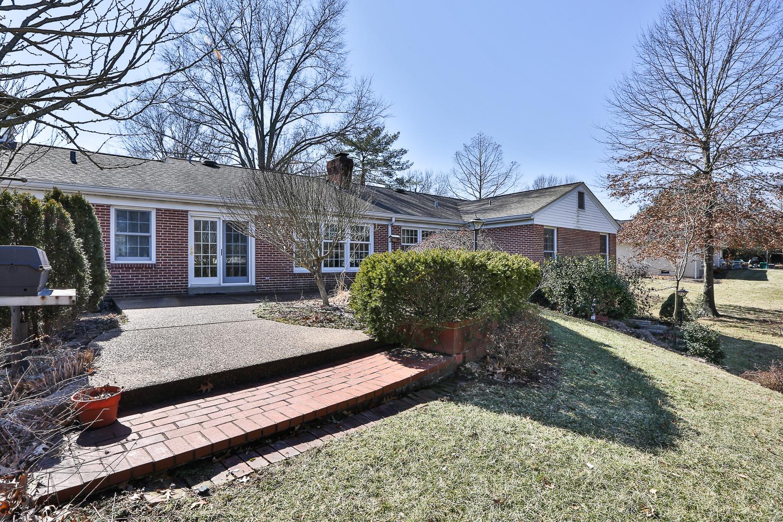 15975 Trowbridge Road Chesterfield, MO 63017 - Photo 36 of 38 Gallery Image 36