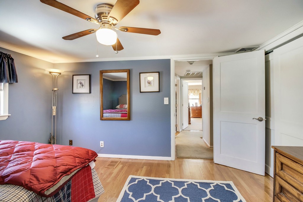 30 Hillcroft Road Waltham, MA 02452 - Photo 18 of 25 Gallery Image 18