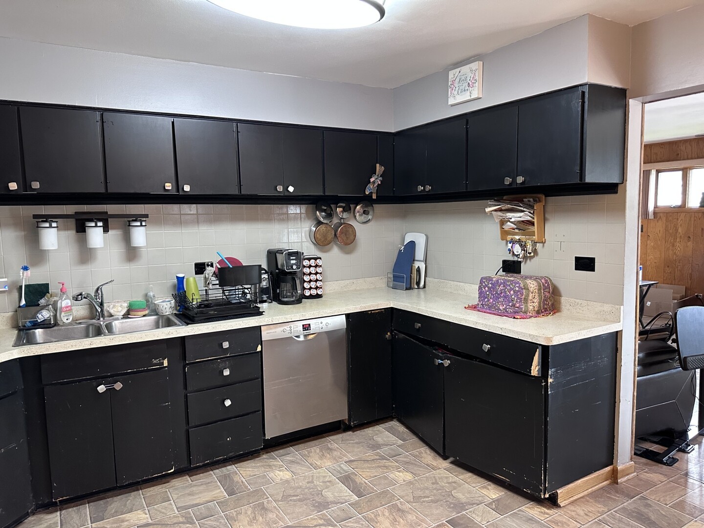 1073 Anderson Terrace Des Plaines, IL 60016 - Photo 5 of 26