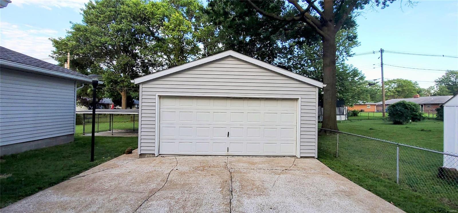 3316 Johnson Road Granite City, IL 62040 - Photo 8 of 36 Gallery Image 8