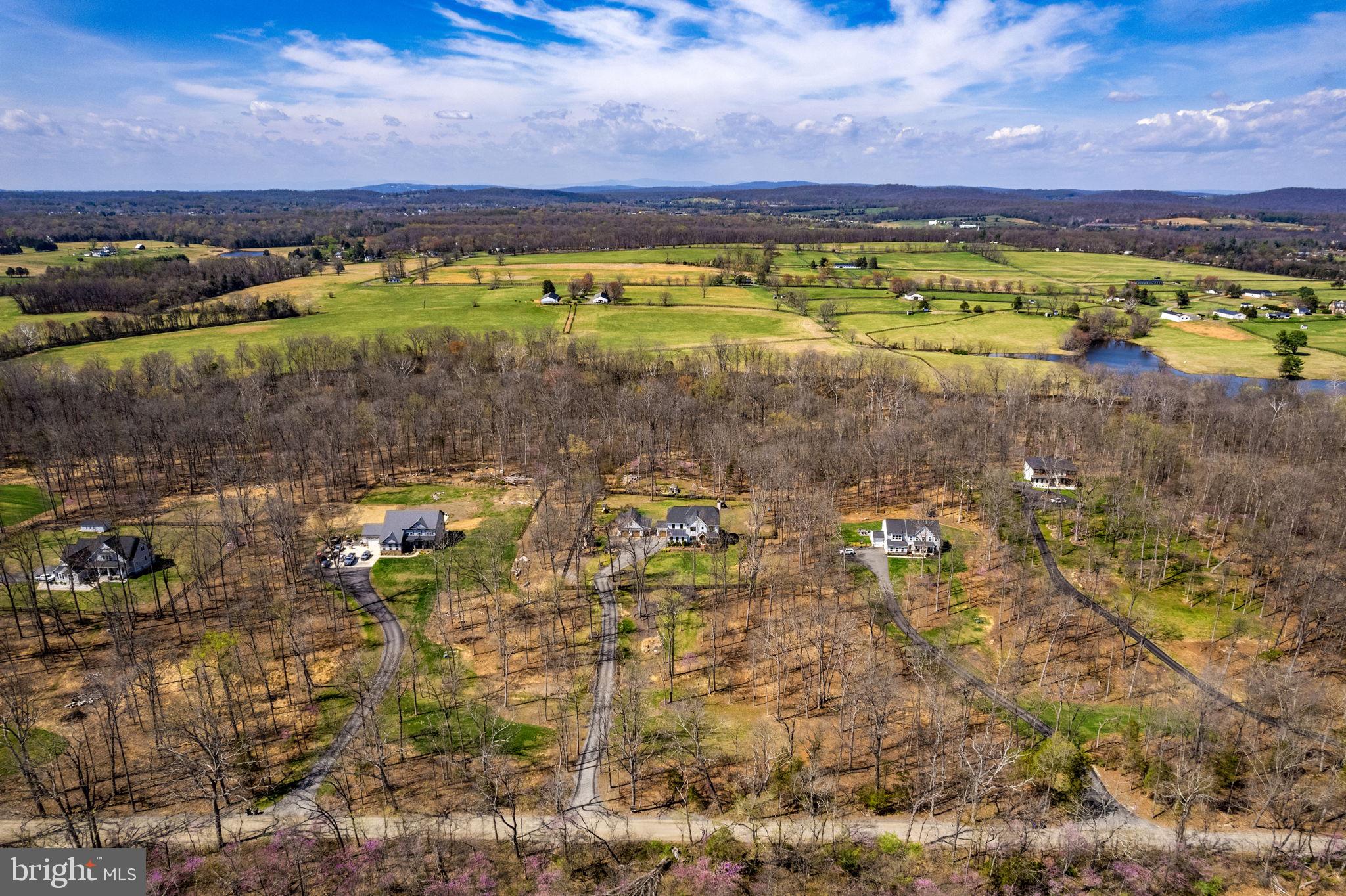 8794 Buckland Mill Road Gainesville, VA 20155 - Photo 2 of 56