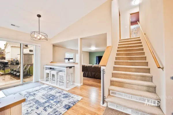 $459,000 | 319 Gambles Lane, Moscow, ID 83843