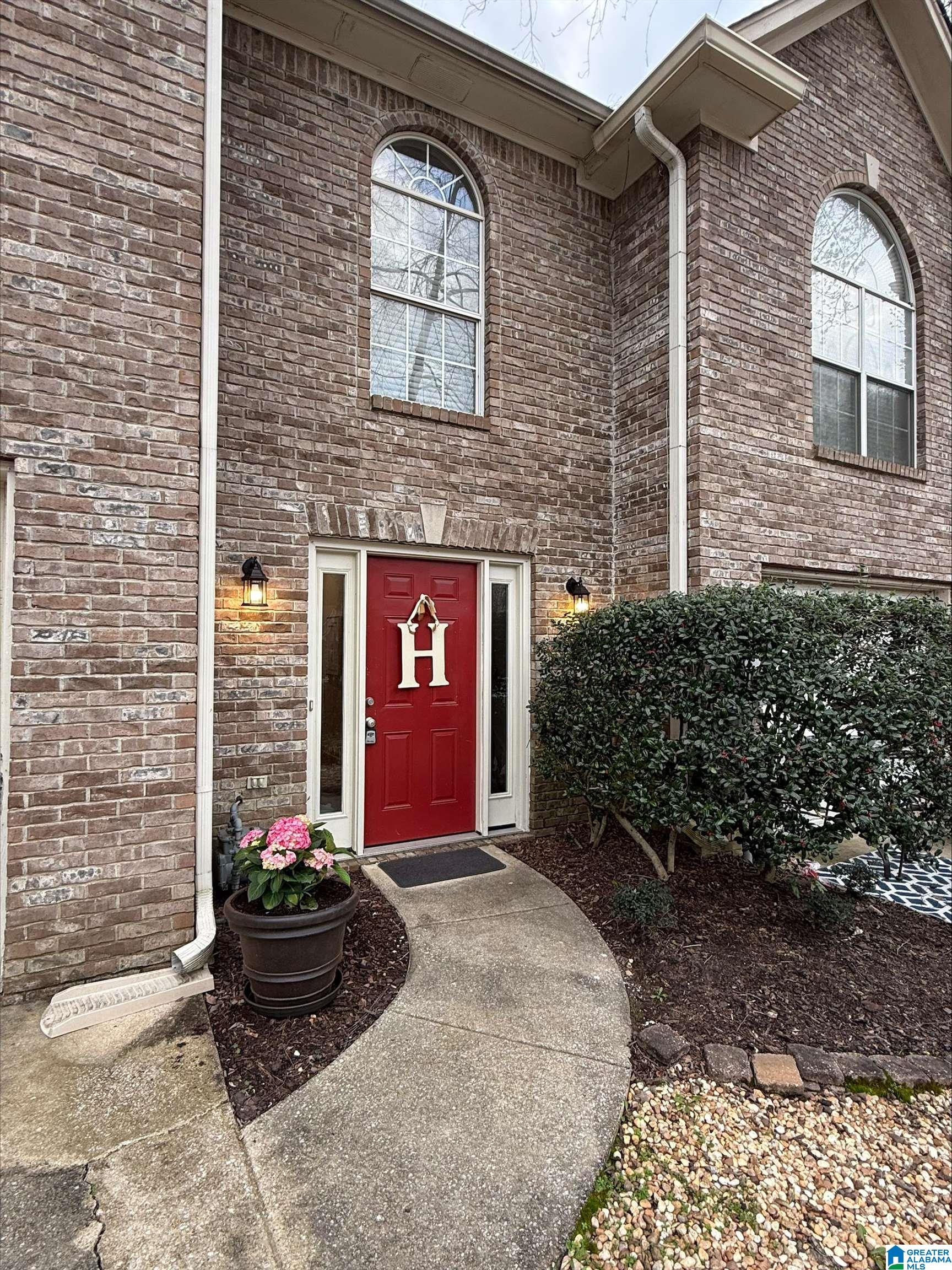 110 Frances Lane Helena, AL 35080 - Photo 2 of 35
