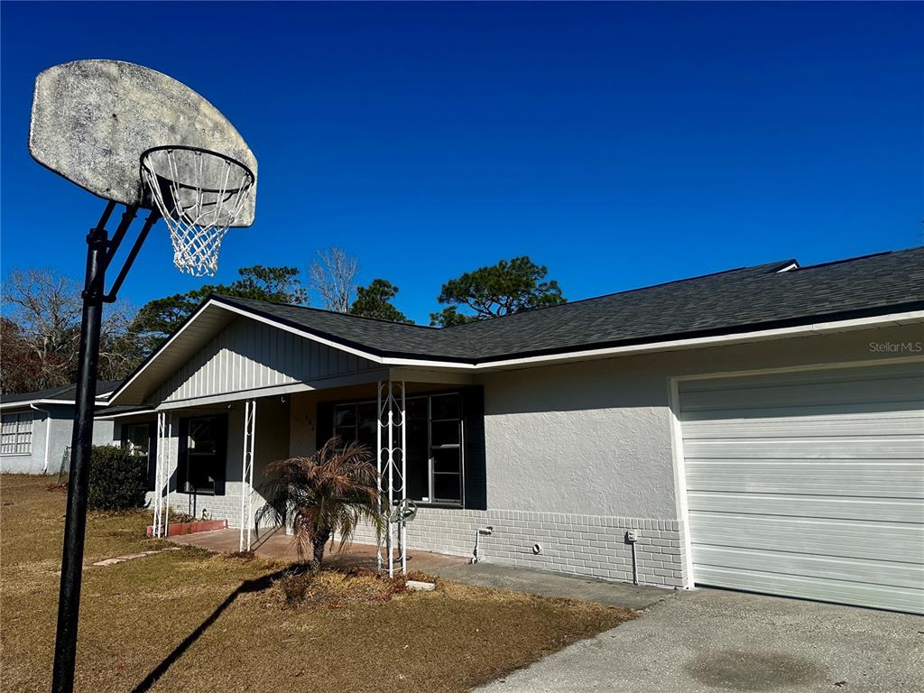 606 Water Road Ocala, FL 34472 - Photo 2 of 22
