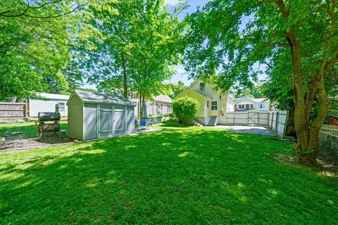 $250,000 | 4508 Cambridge Street, Kansas City, KS 66103