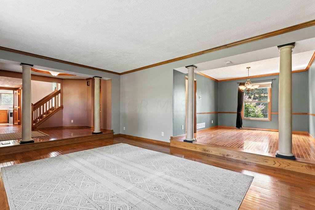 FORMAL LIVING ROOM