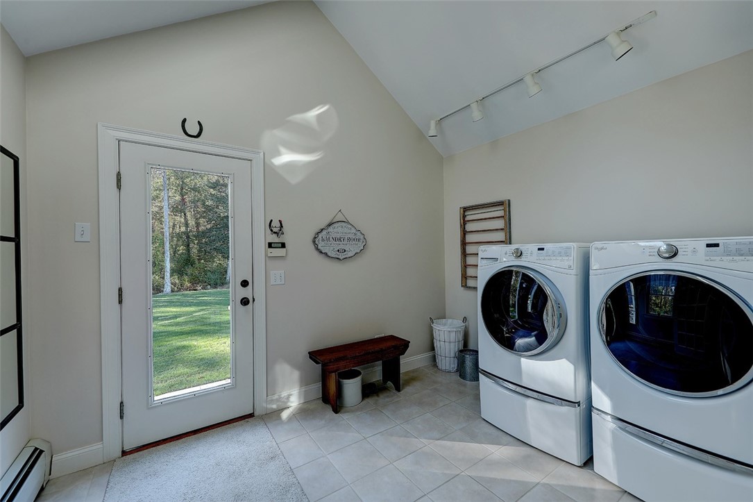 403 Drift Road Westport, MA 02790 - Photo 21 of 40