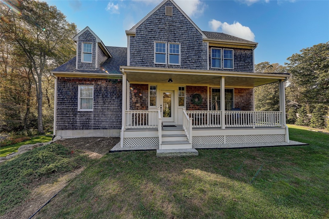 403 Drift Road Westport, MA 02790 - Photo 3 of 40