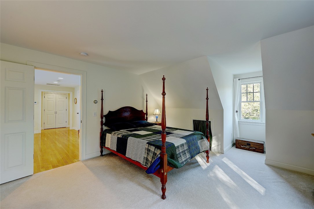 403 Drift Road Westport, MA 02790 - Photo 31 of 40