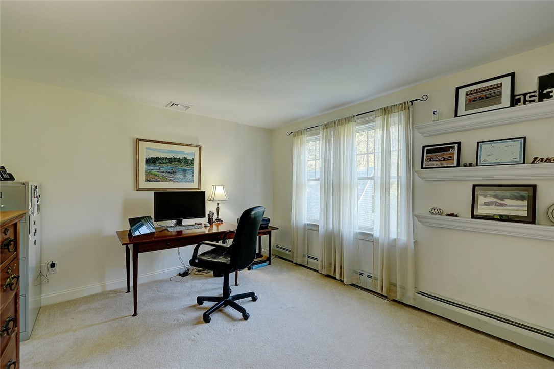 403 Drift Road Westport, MA 02790 - Photo 32 of 40