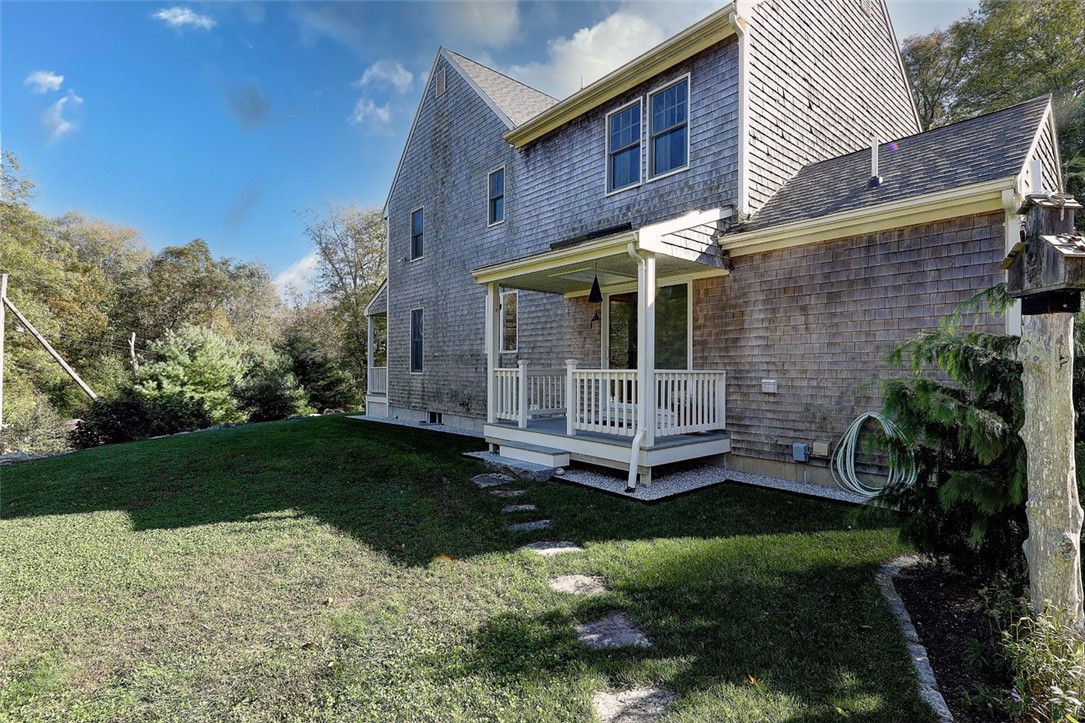 403 Drift Road Westport, MA 02790 - Photo 38 of 40