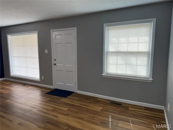 $244,900 | 26 Jamaica Drive, St. Peters, MO 63376