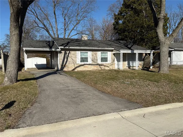 $244,900 | 26 Jamaica Drive, St. Peters, MO 63376