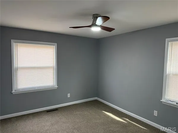 $244,900 | 26 Jamaica Drive, St. Peters, MO 63376
