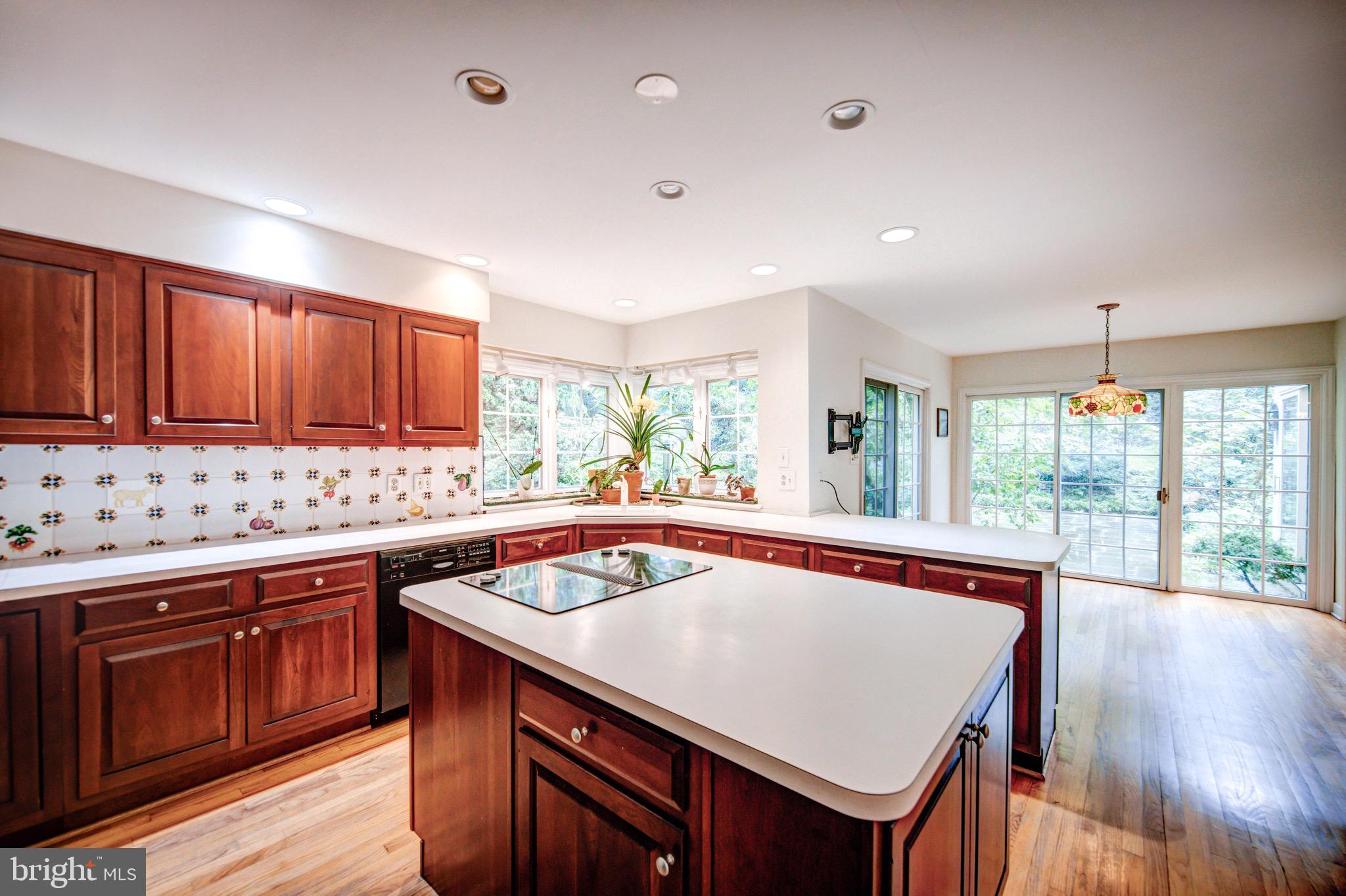 645 Harwick Road Wayne, PA 19087 - Photo 18 of 55