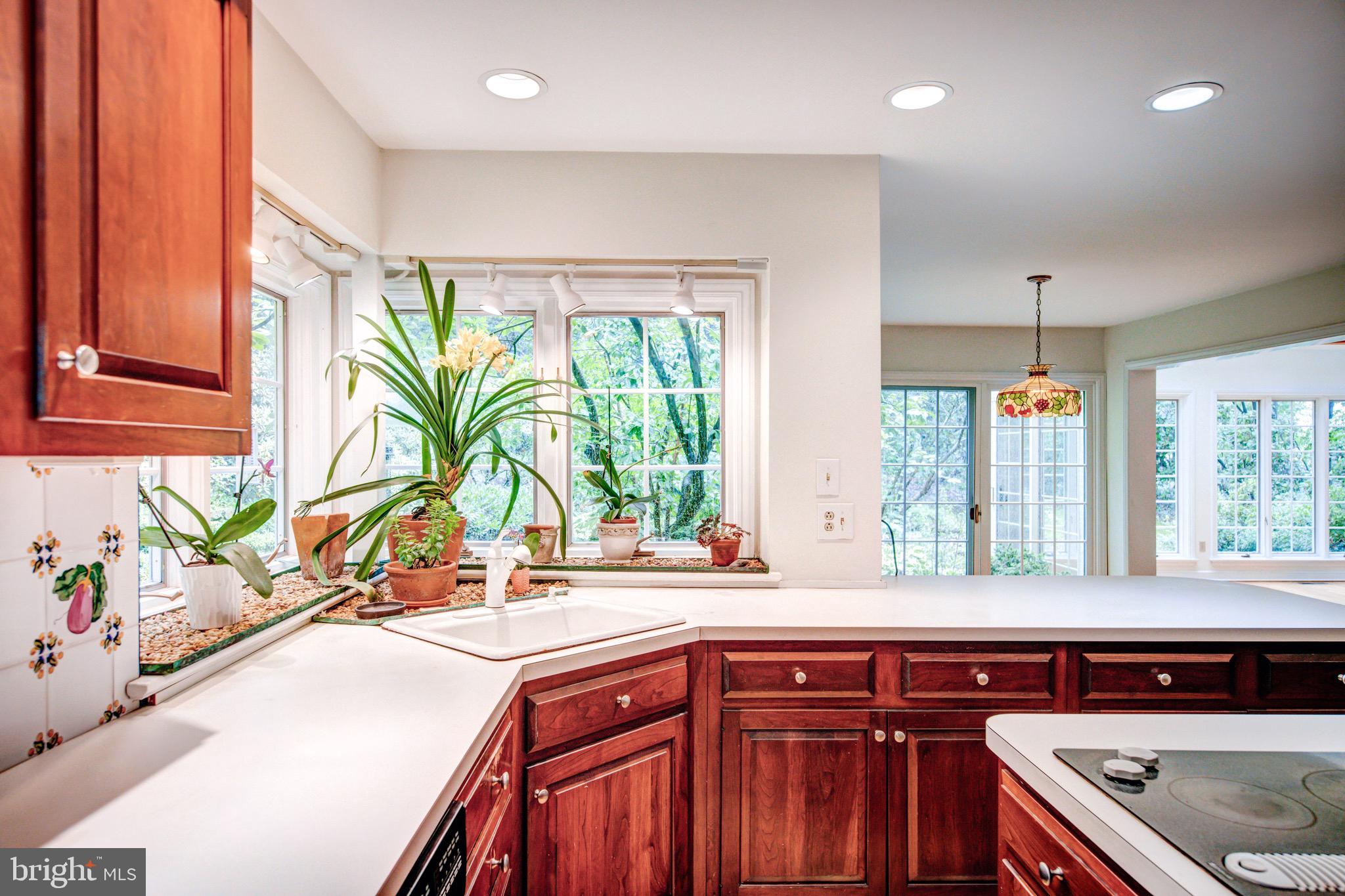 645 Harwick Road Wayne, PA 19087 - Photo 19 of 55