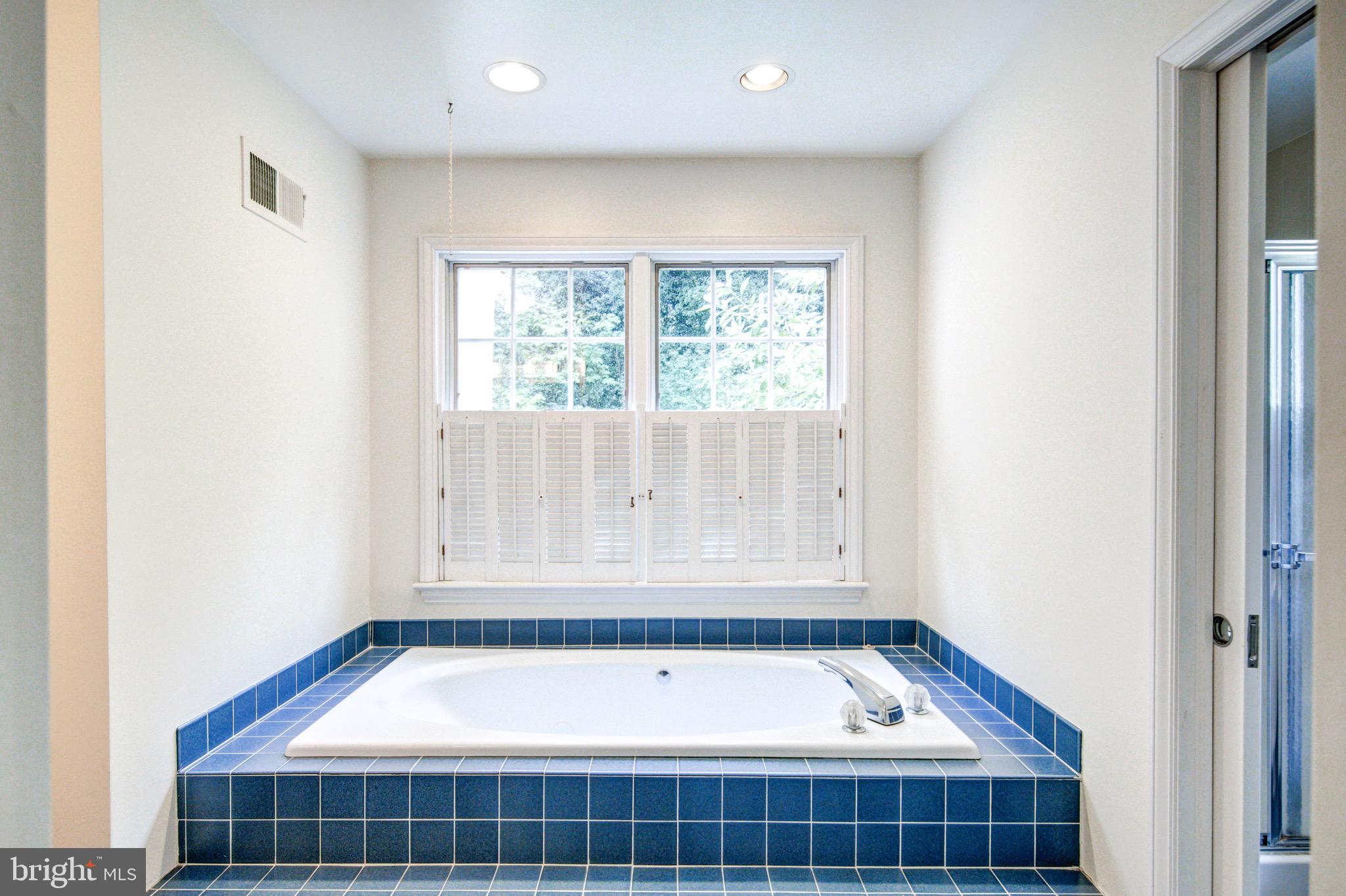 645 Harwick Road Wayne, PA 19087 - Photo 34 of 55