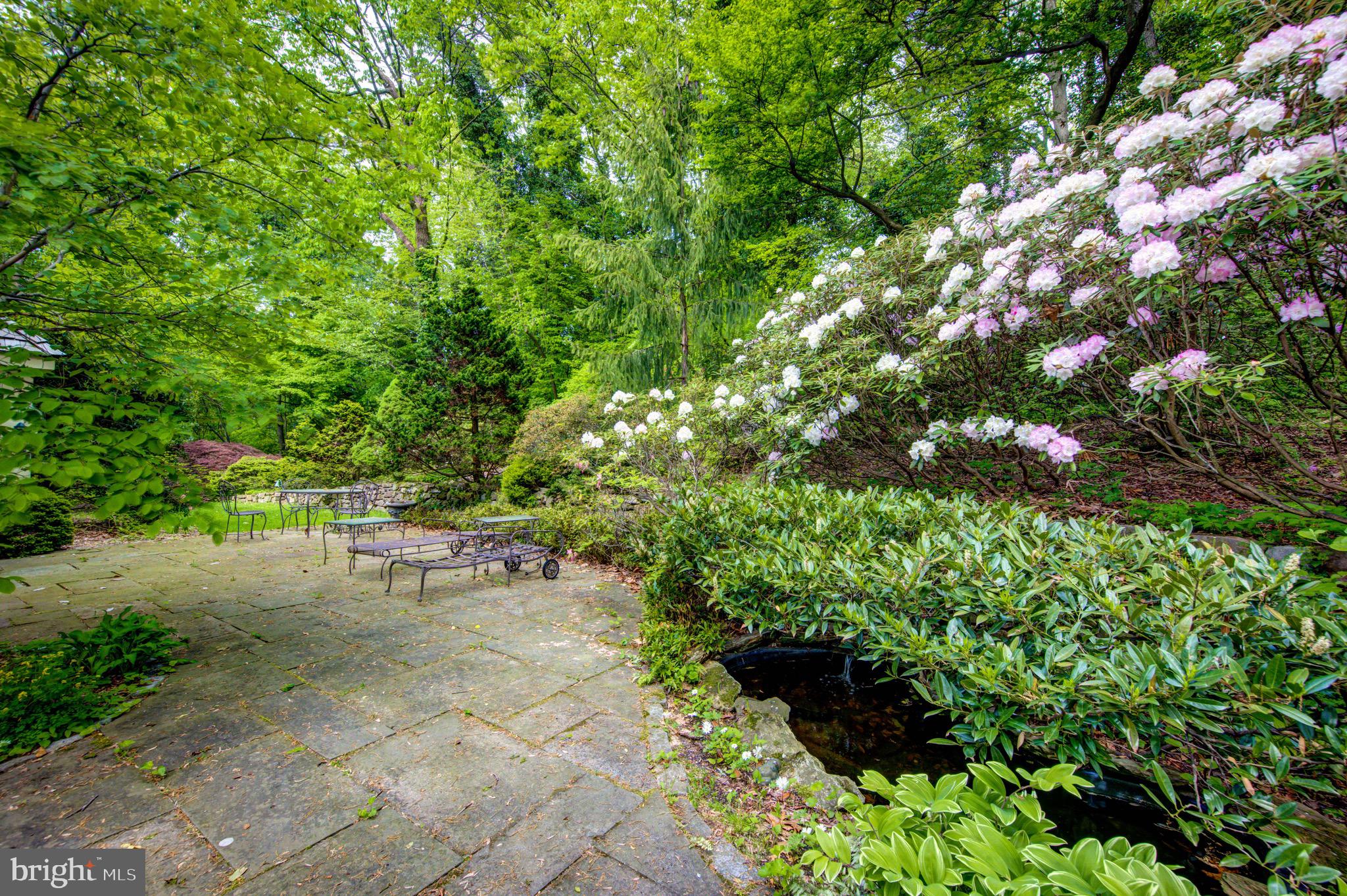 645 Harwick Road Wayne, PA 19087 - Photo 7 of 55