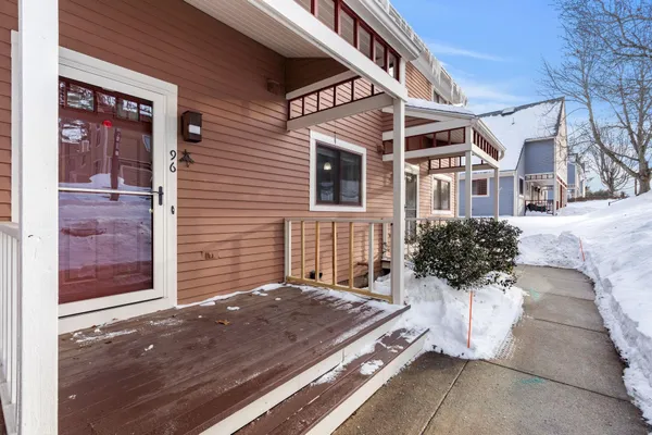 $515,000 | 96 Spinnaker Way, Portsmouth, NH 03801