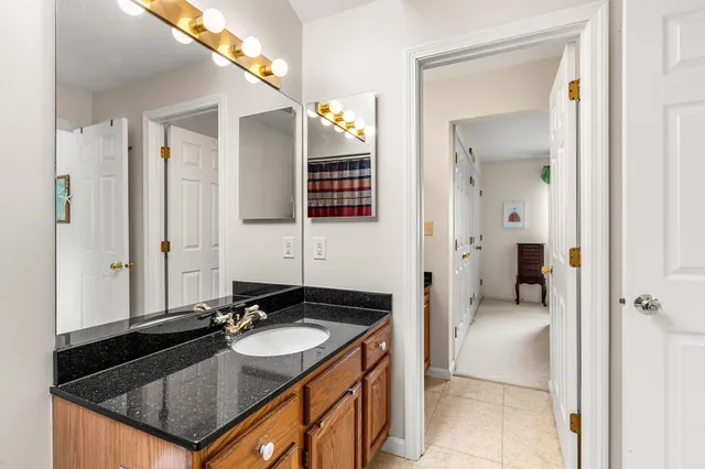 $530,000 | 96 Spinnaker Way, Portsmouth, NH 03801