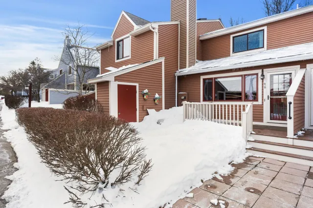 $530,000 | 96 Spinnaker Way, Portsmouth, NH 03801