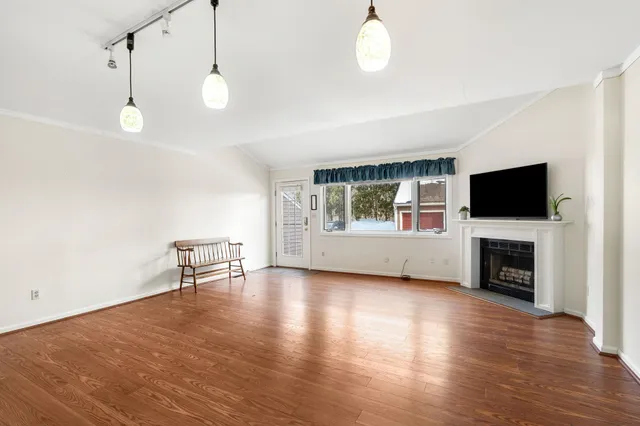 $530,000 | 96 Spinnaker Way, Portsmouth, NH 03801