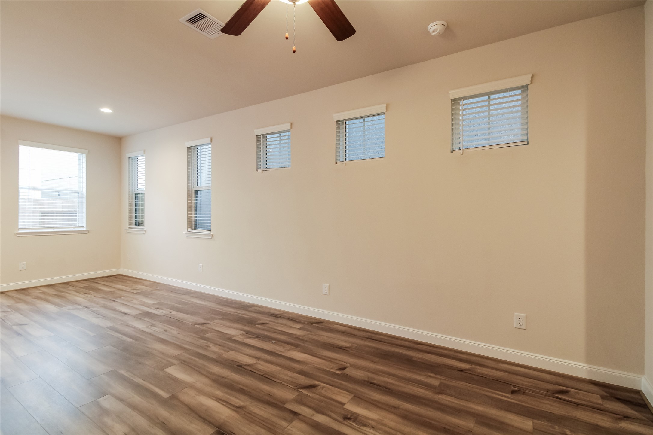 9813 Spring Fern Lane Houston, TX 77080 - Photo 13 of 17