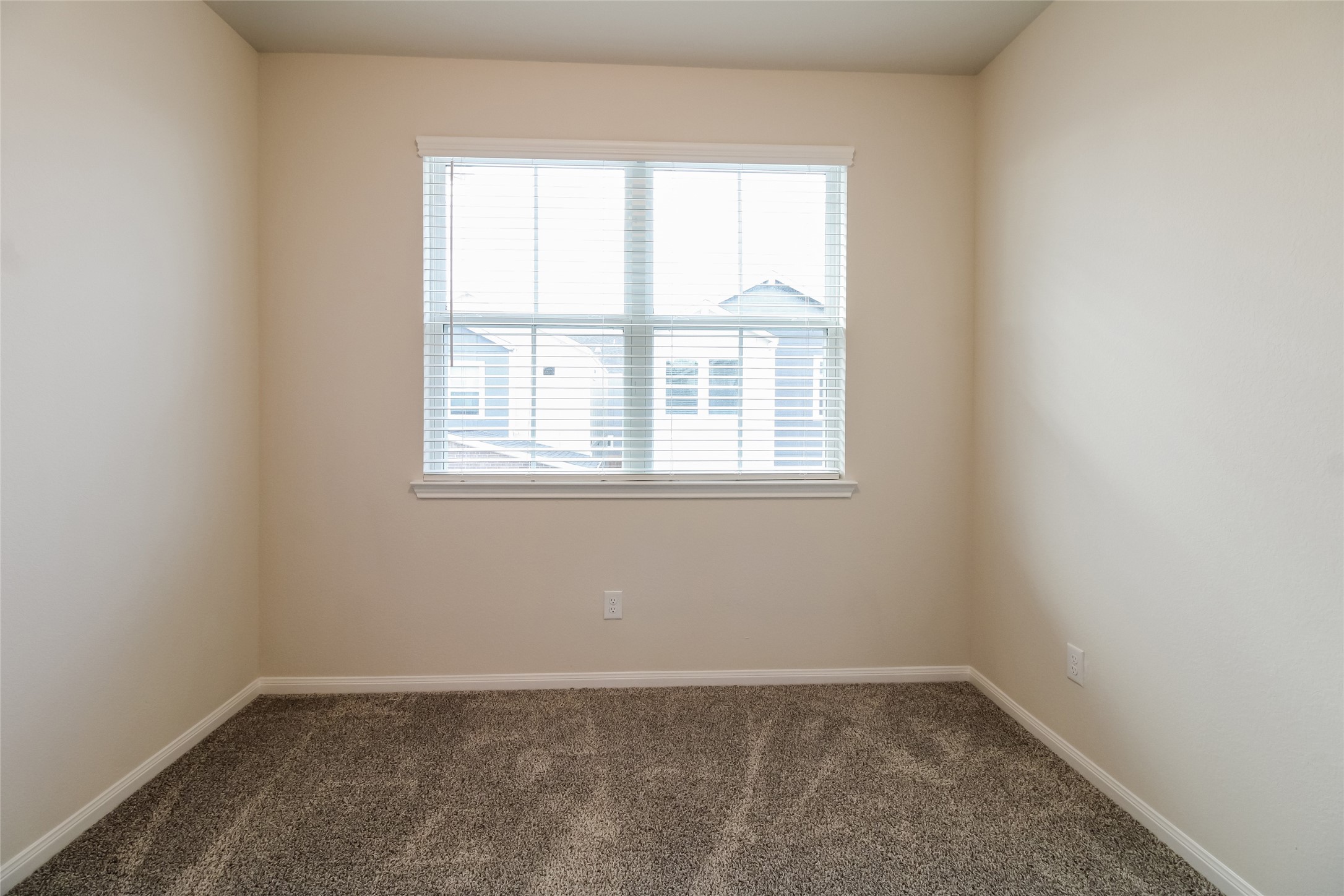 9813 Spring Fern Lane Houston, TX 77080 - Photo 9 of 17