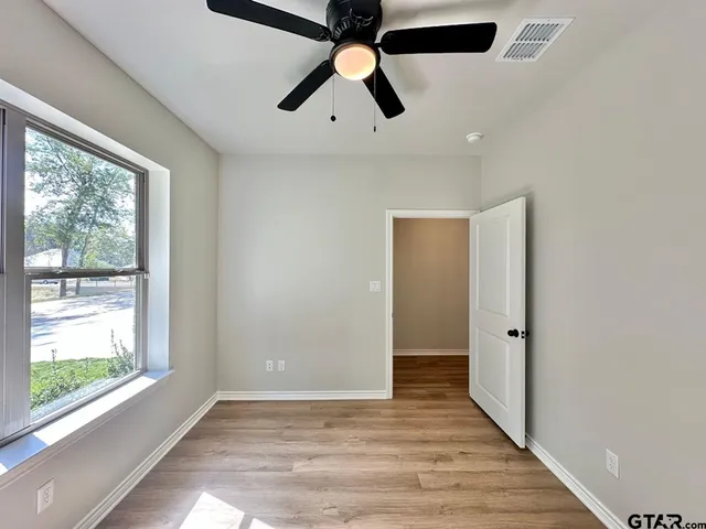 $1,995 | 2404 Henshaw Crk Drive, Unit 101, Tyler, TX 75703