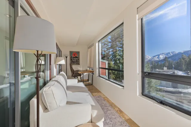 $950,000 | 826 Lakeview Boulevard, Unit 309, Mammoth Lakes, CA 93546