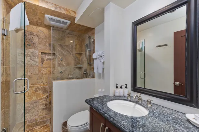 $950,000 | 826 Lakeview Boulevard, Unit 309, Mammoth Lakes, CA 93546