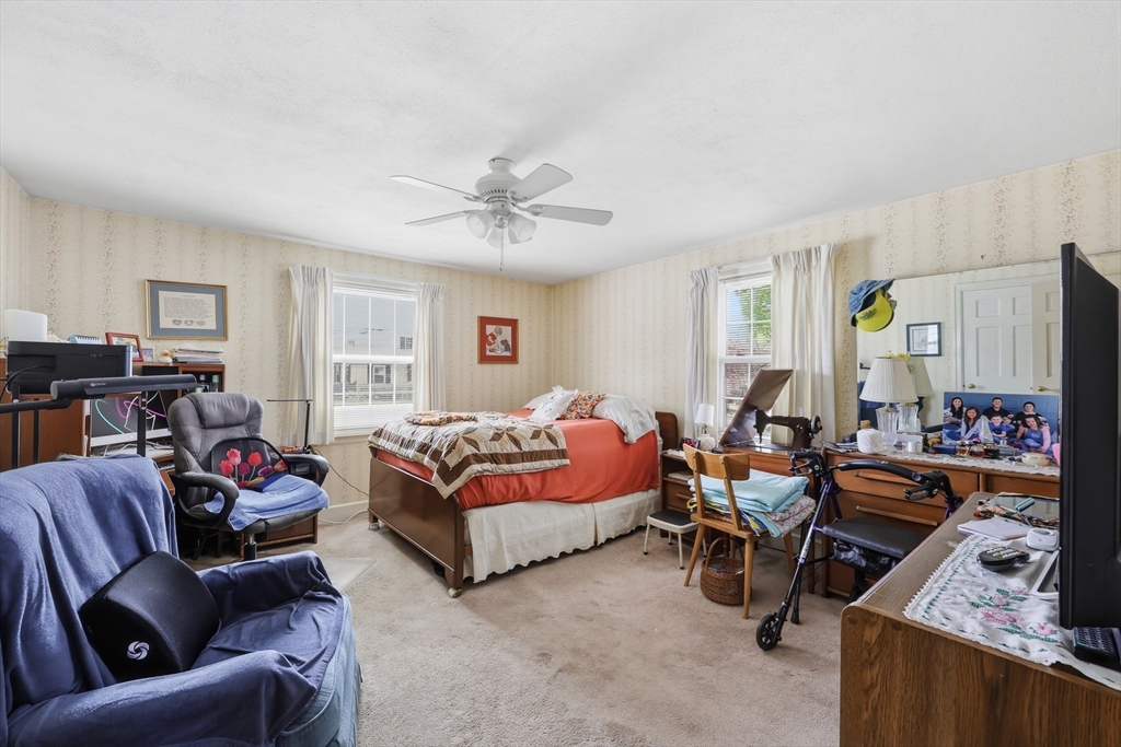 48 Weymouth Street Springfield, MA 01108 - Photo 16 of 29