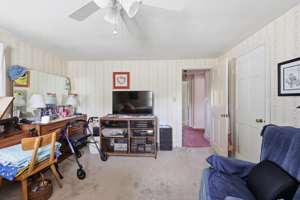 48 Weymouth Street Springfield, MA 01108 - Photo 18 of 29