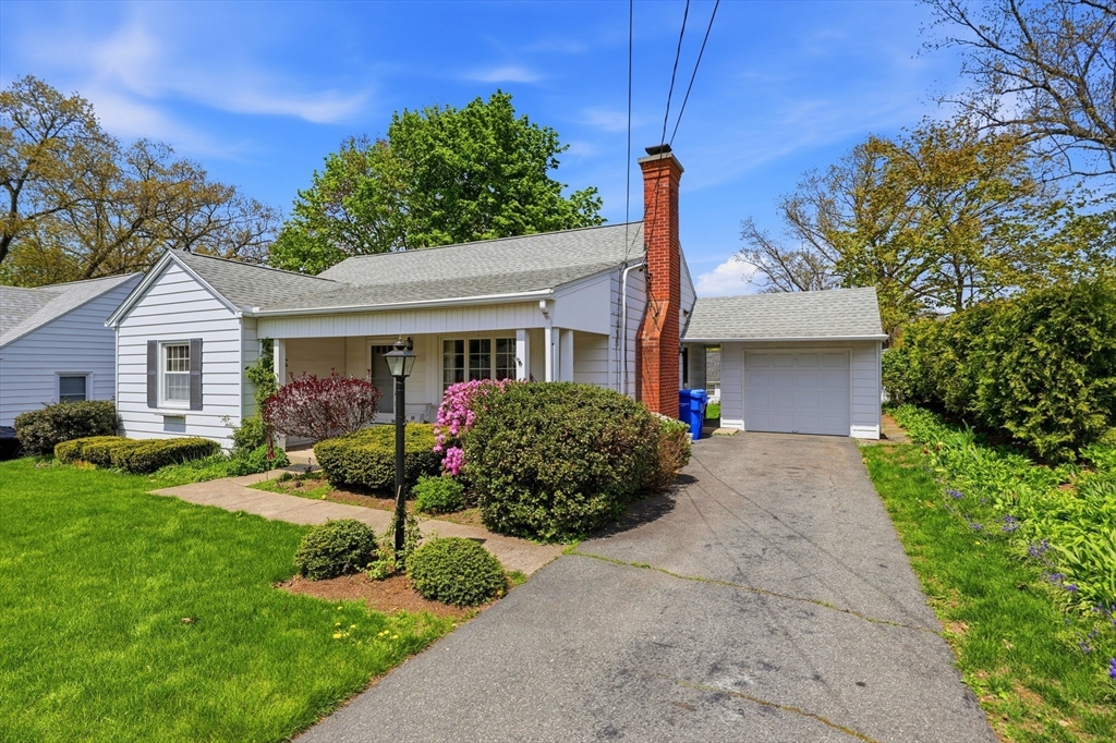 48 Weymouth Street Springfield, MA 01108 - Photo 23 of 29